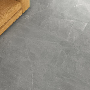 Lichtgrijze keramische tegelvloer